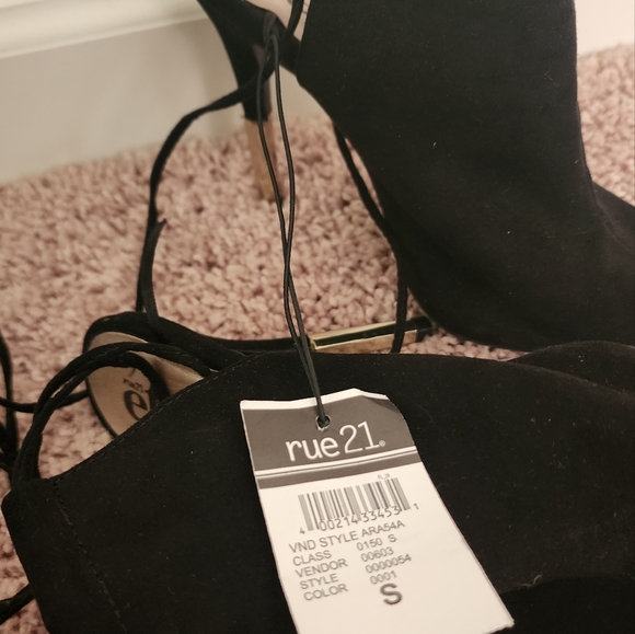 ETC by Rue 21 Tie Up Open Toe Booties WOMENS Size 6/7 (S) NWT - Picture 3 of 4